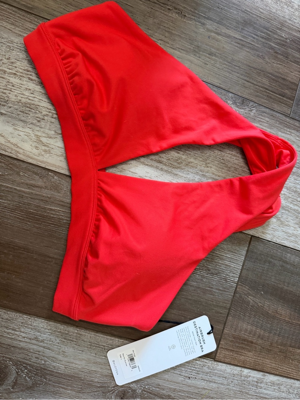 ALO Yoga Red Airbrush Destination Bra
